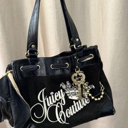 Juicy Couture Daydreamer Purse 