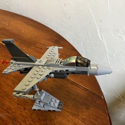 LEGO F-16 Jet