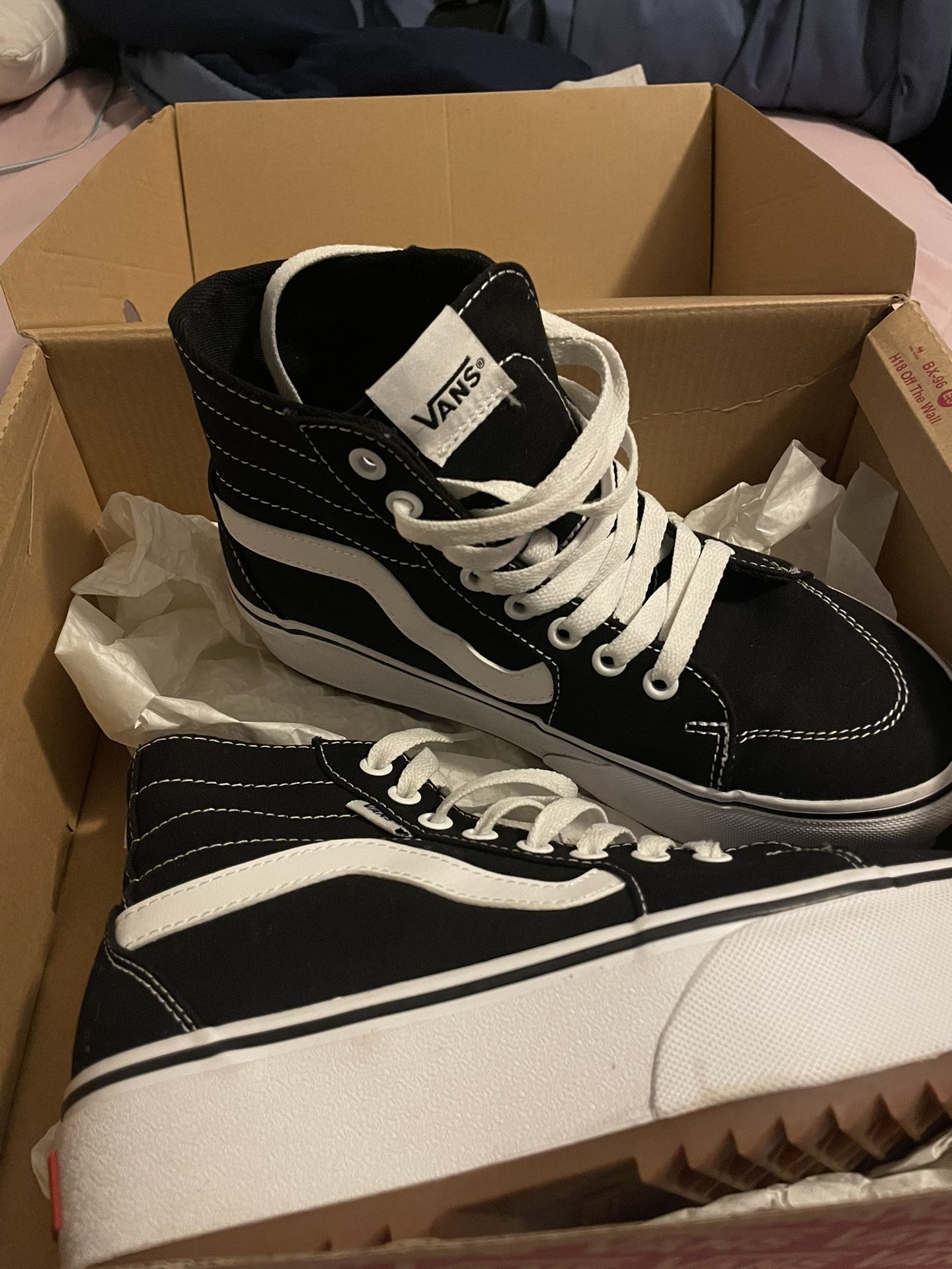Canvas Black