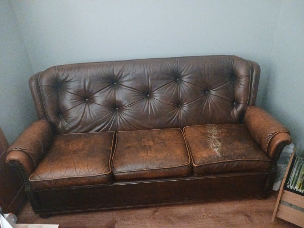 Brown Leather Ethen Allen Couch