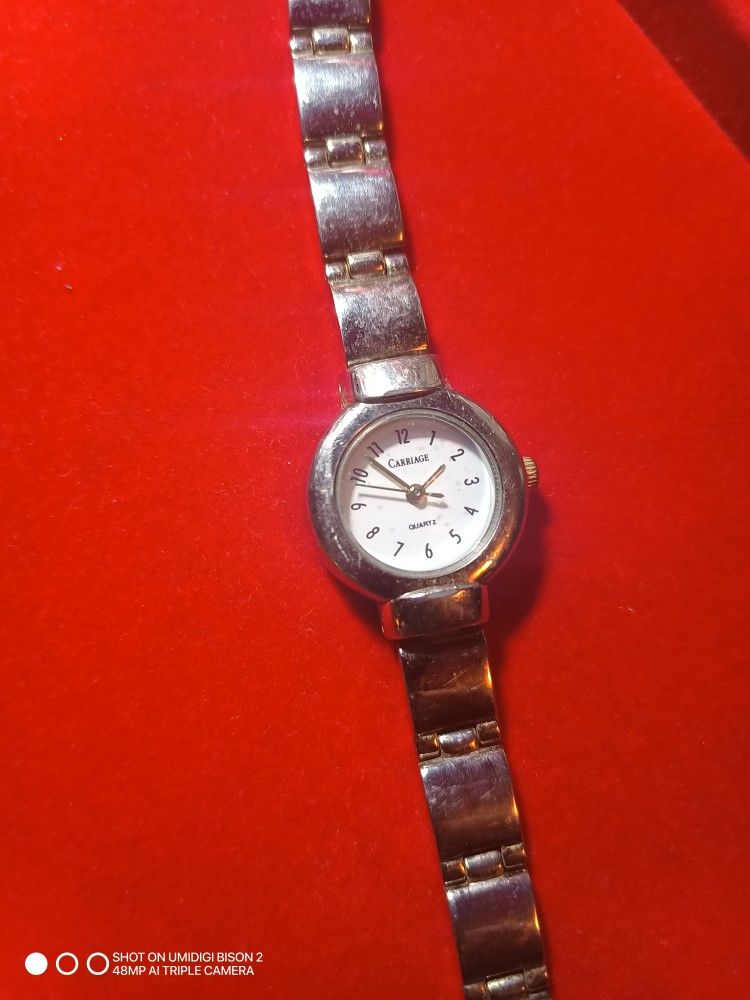 TIMEX "CARRIAGE" QUARTZ WATCH