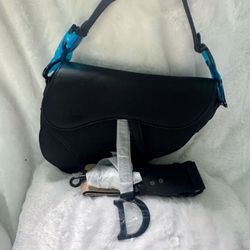 Crossbody All Black Bag 