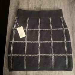 A NEW DAY BLUE SKIRT , SIZE MEDIUM 
