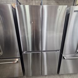 Dacor DRF36C500SR
36 Inch Smart Freestanding French Door Refrigerator with 22.8 Total Capacity, Counter Depth, Sabbath Mode, Reveal™ Door, Dual Ice Ma