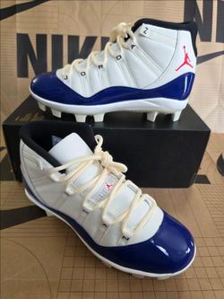 Jordan 11 Retro MCS Baseball Cleats Men's Size  9.5, 10.5 ,12