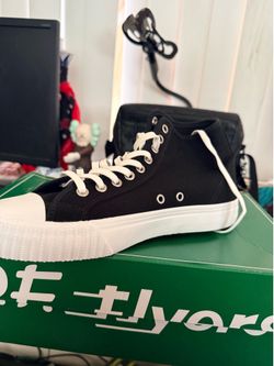 PF FLYERS