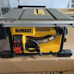 DEWALT Table Saw for Jobsite, Compact, 8-1/4-Inch (DWE7485) for