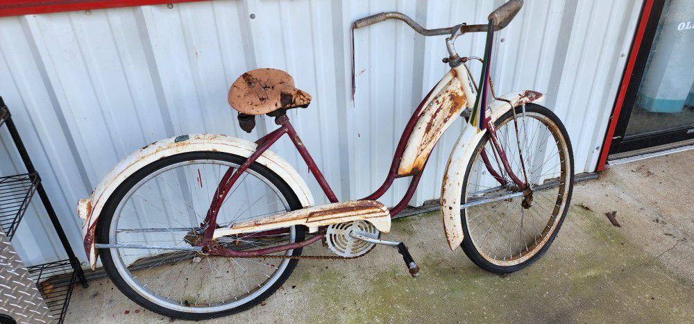 Vintage Roadmaster Bicycle 50s