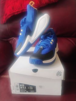 Men's Under Armor shoes