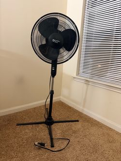 Comfort Zone 16” Oscillating Pedestal Fan – 3 Speed, Adjustable Height