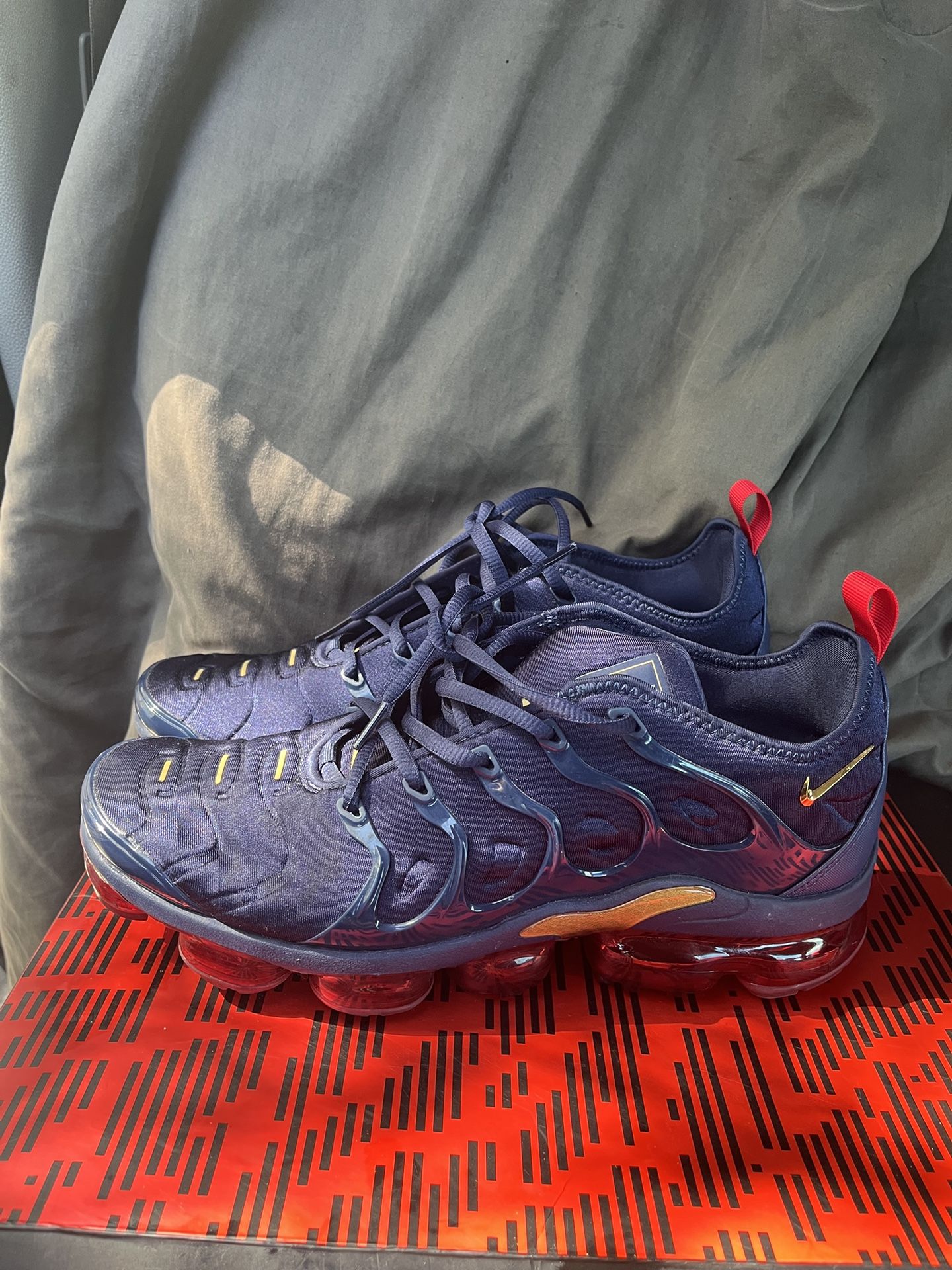 AIR MAX