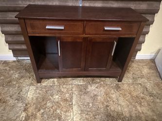 Dinning side buffet table with wine bottle holder