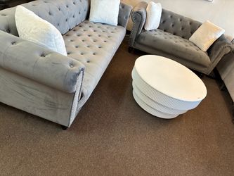 2 Pc Sofa and Loveseat