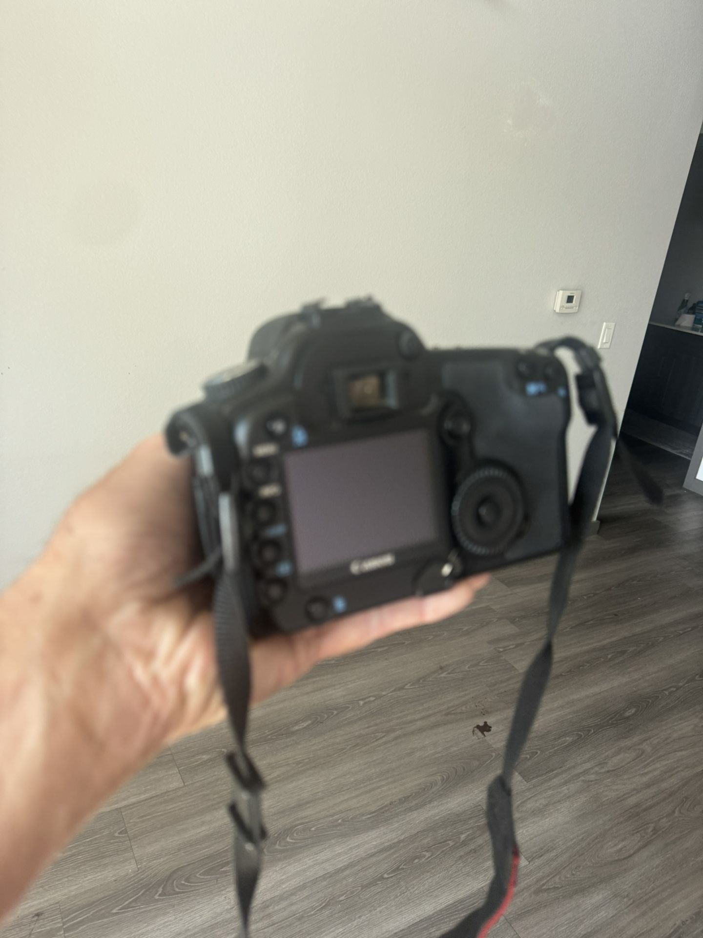 Canon 30 D digital camera