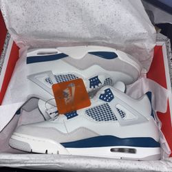 Jordan 4 Military Blue 