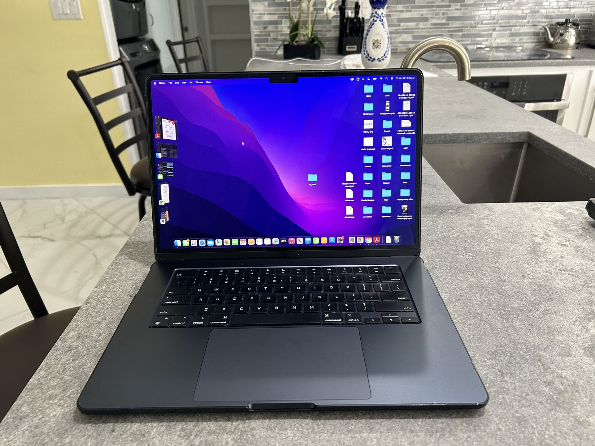 Apple MacBook Air 15” M3 Chip With Case