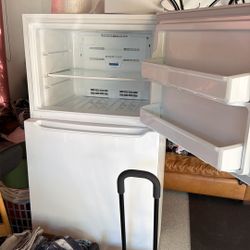 Frigidaire Refrigerator