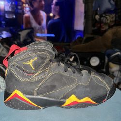 Nike Air Jordan 7 Retro Citrus Size 4Y Pre Owned 