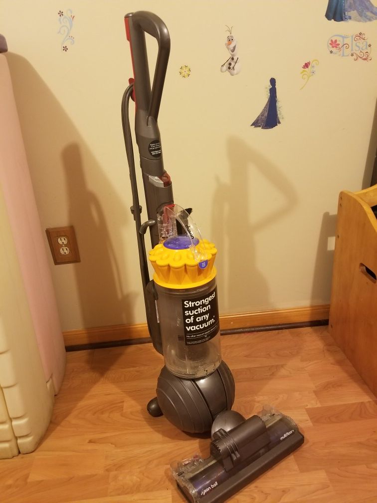 Dyson Multifloor+ Vacuum Cleaner W/ Attachments