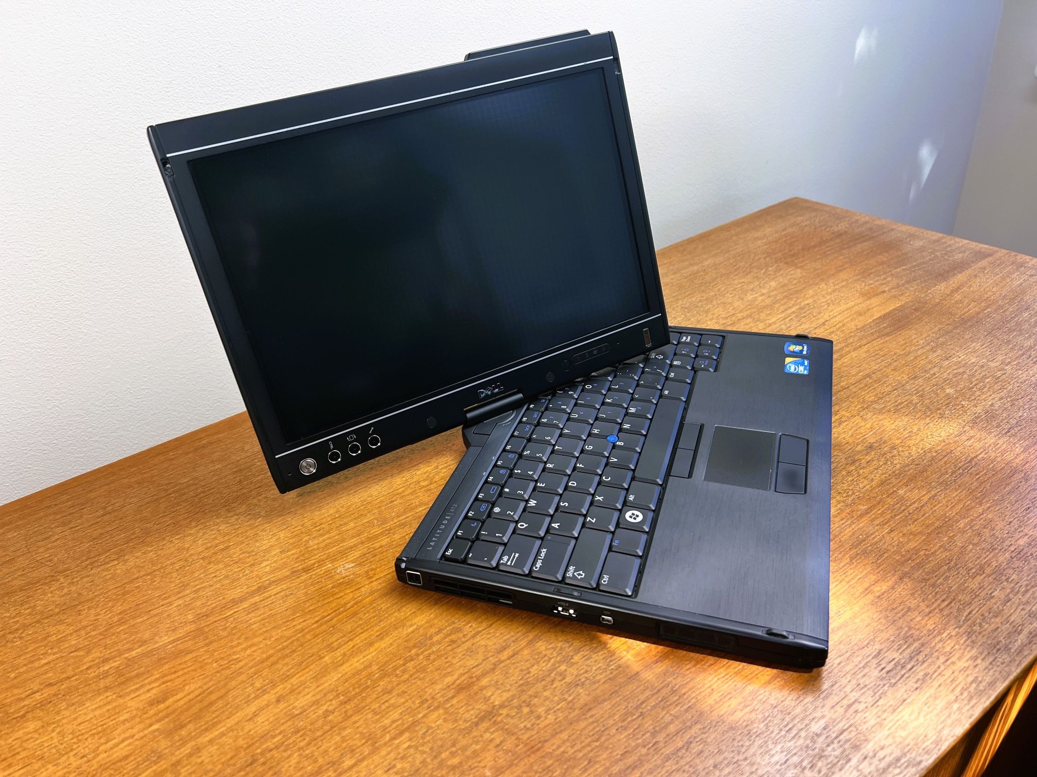 Dell Latitude XT2 12.1” Convertible Laptop