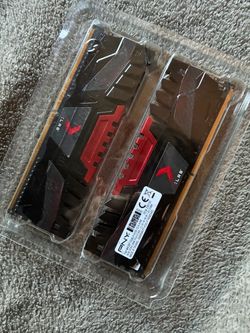 XLR8 DDR4 8GB RAM x2