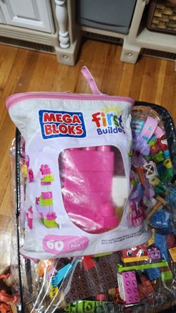 Mega Blocks Big 2 Bags