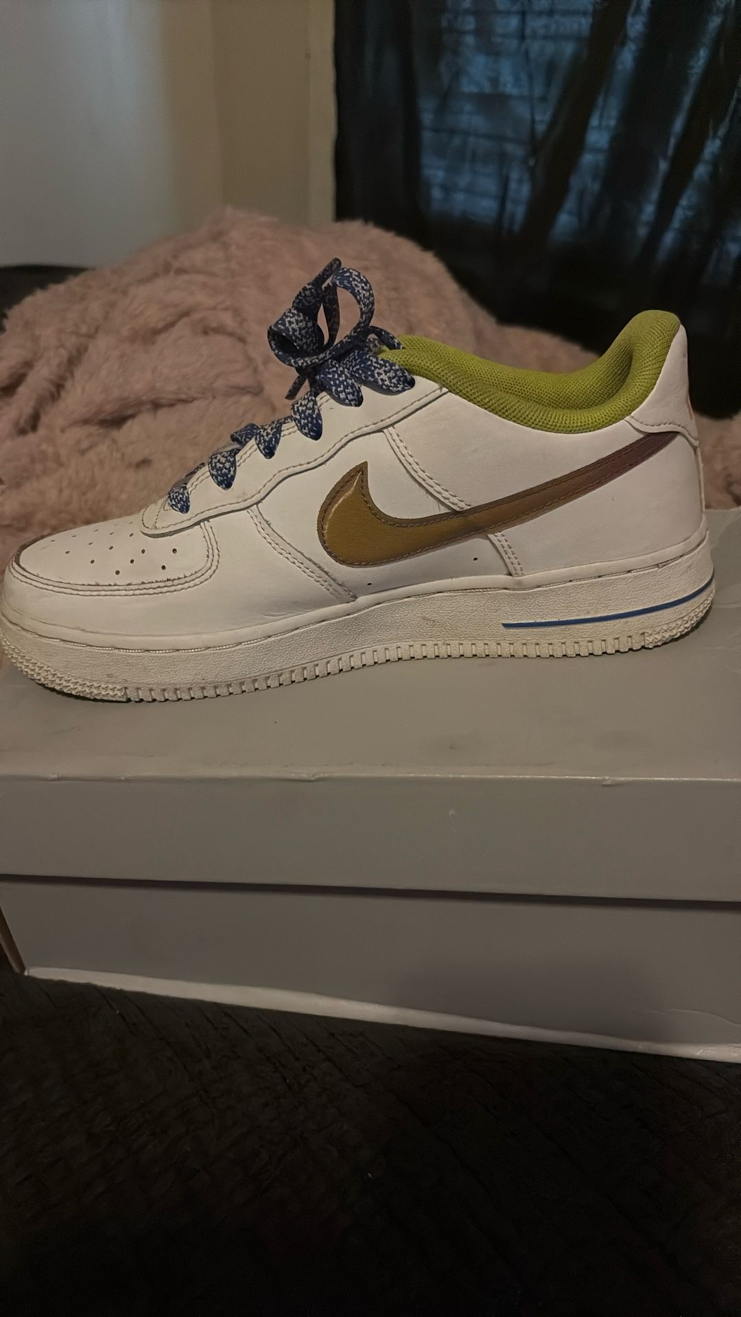 AF1
