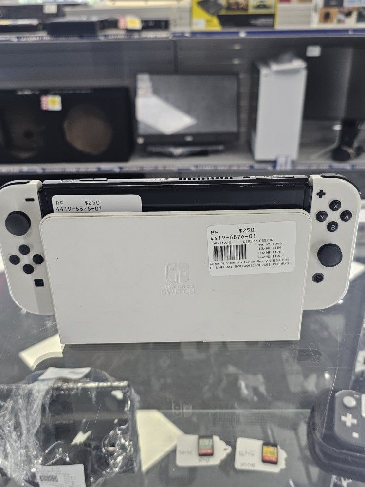 Nintendo Switch OLED. ASK FOR RYAN. #4(contact info removed)-01
