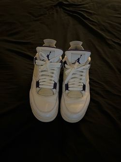 Jordan 4 Retro Purple Metallic