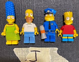 LEGO Simpsons Minifigures – Marge, Homer, Chief Wiggum & Bart – Adult Collector Set
