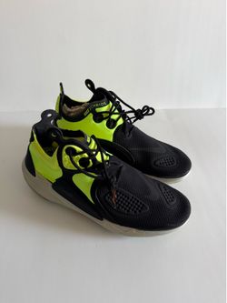 Size 9.5 - Nike Joyride NSW Setter Neon