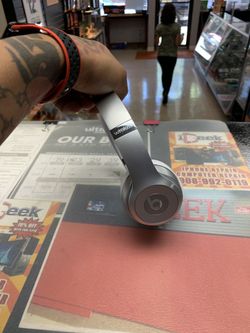 Beats solo 3 wireless