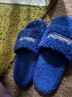 Balenciaga slides PICKUP ONLY