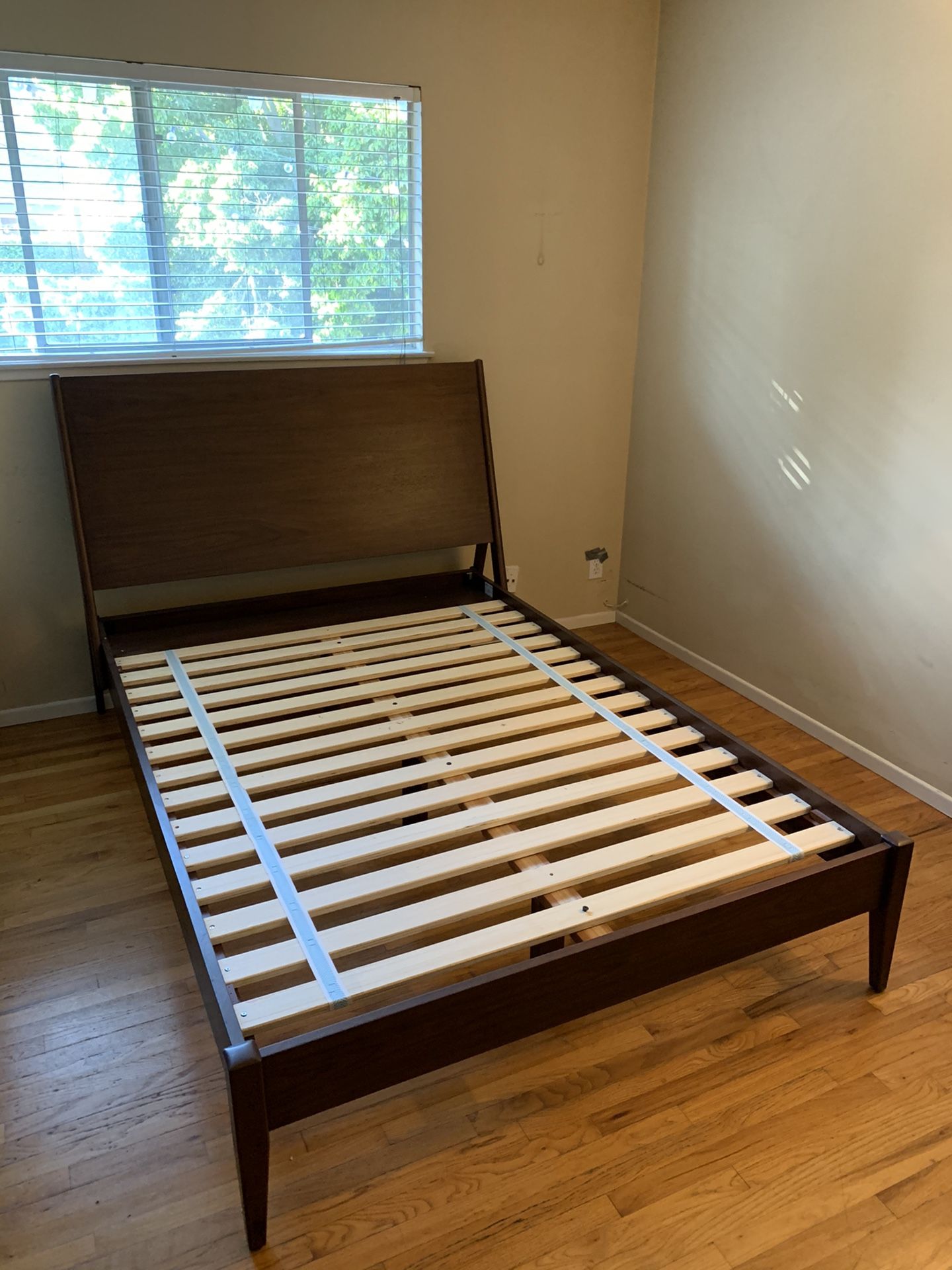 Wright Bed