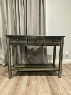 Entrance Table