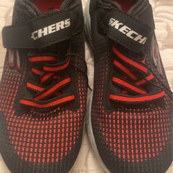 Skechers  De Niño Número 13  Nuebos 