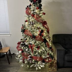 7.5 Ft Tree