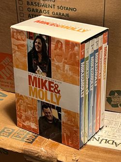 Mike and Molly: The Complete Series - Seasons 1-6 (2016 DVD 17-Disc Set)