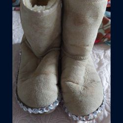 te ontvangen Ale attent New and Used Ugg boots for Sale in Fort Myers, FL - OfferUp
