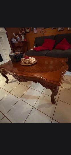 Living Room coffee table dark Brown