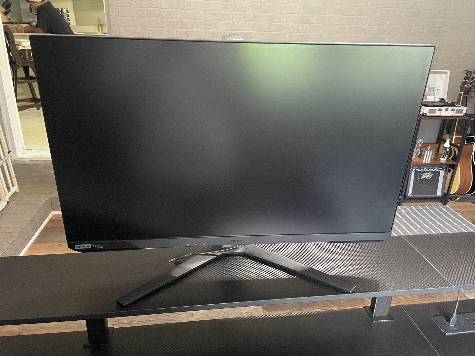 Samsung - 27” Odyssey FHD IPS 240Hz G-Sync Gaming Monitor - Black