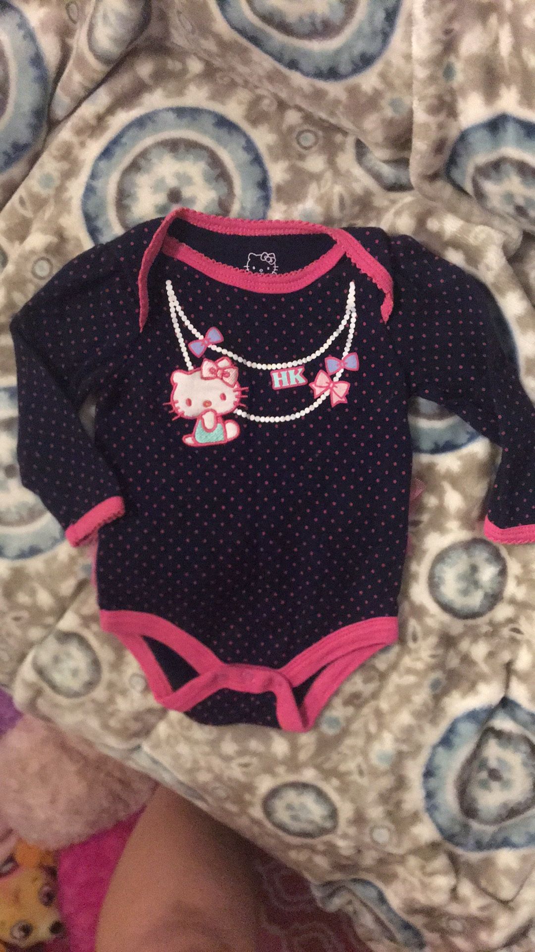 Nb Girl Hello Kitty Onesie Bundle for Better Prices!!