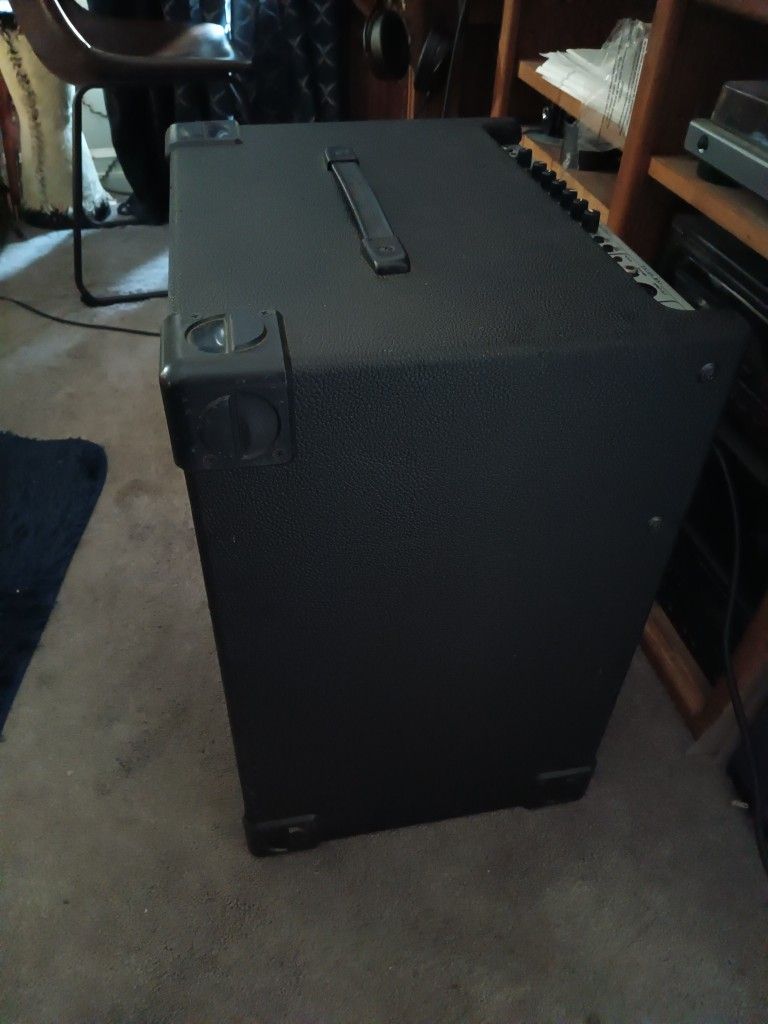 GK MB115 Bass Combo Amp for Sale in Rancho Cucamonga, CA OfferUp