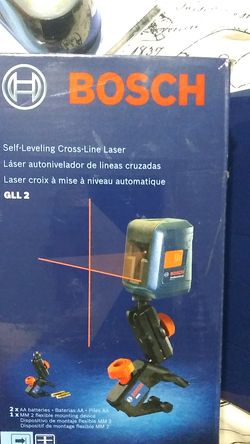 Self-leveling cross line laser Bosch