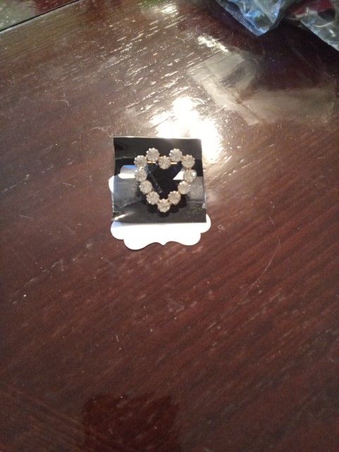 Vintage Heart Brooch w/Rhinestones