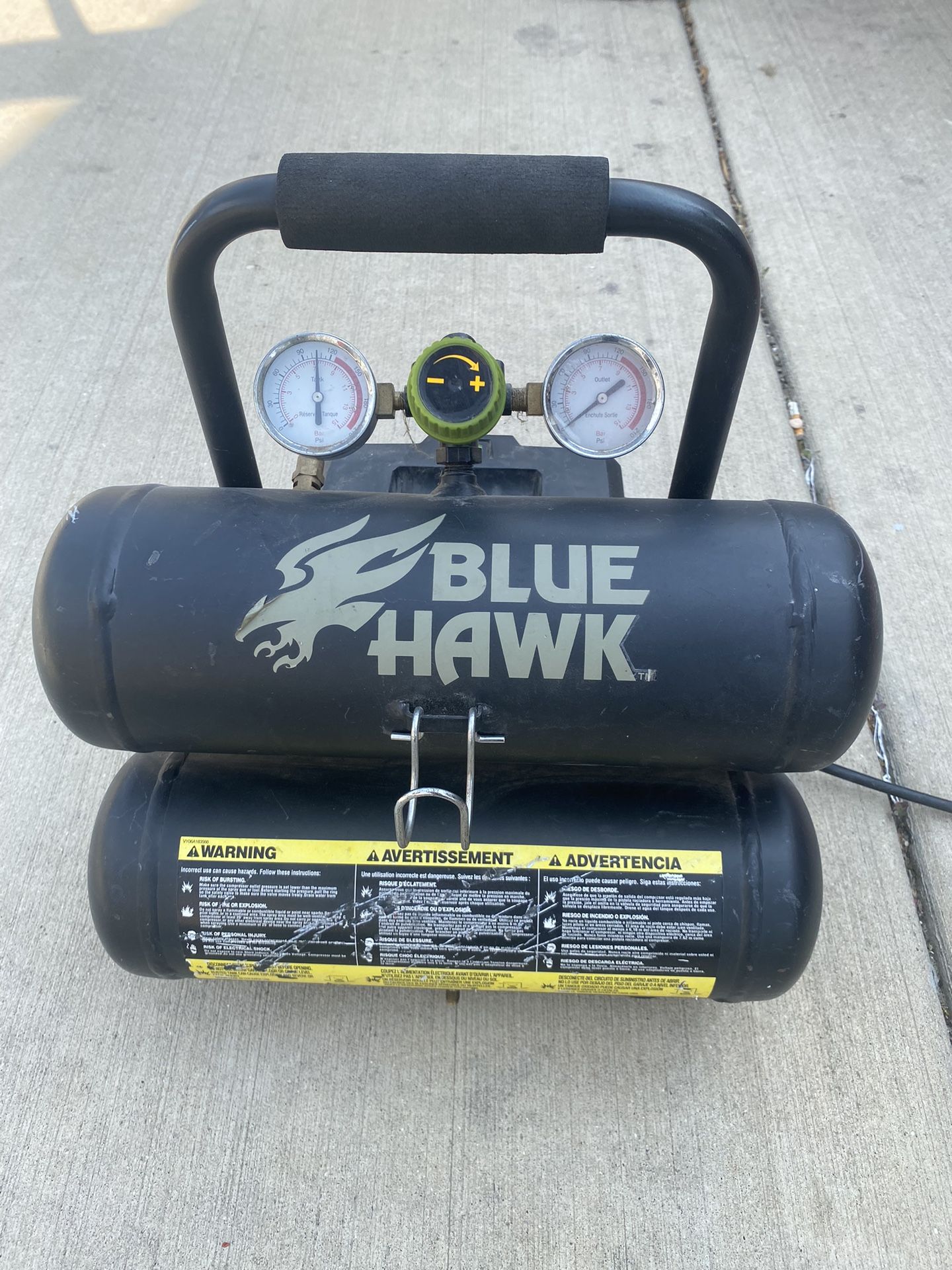 Air compressor
