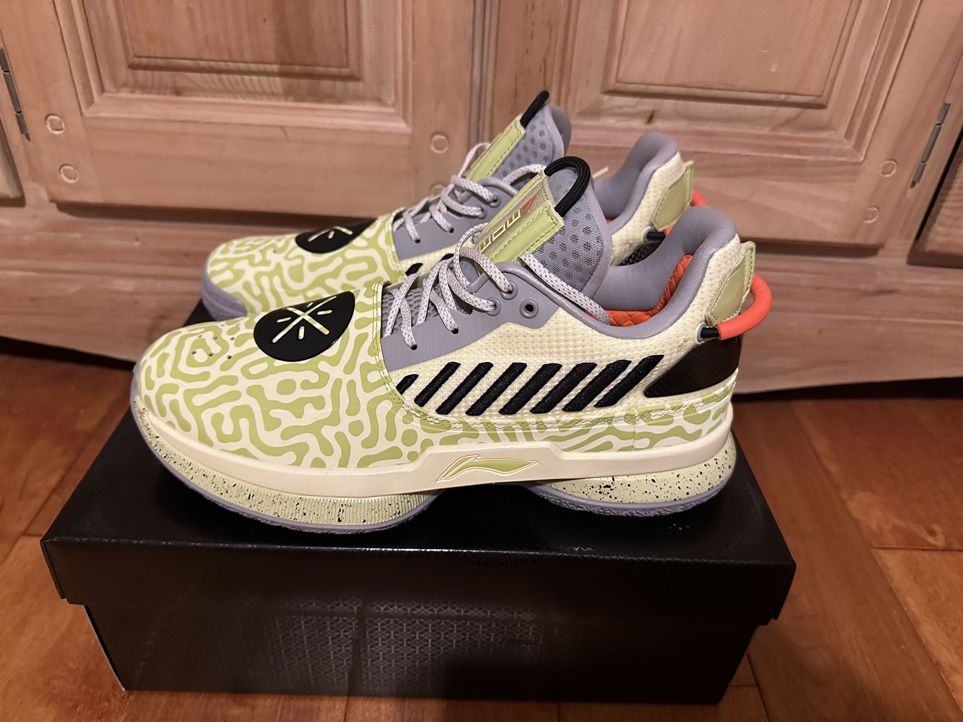 Li Ning Way Of Wade (WOW 7) *Mustard* Size 10 **Worn Once 