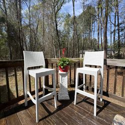 Outdoor bar seating, 2 chairs