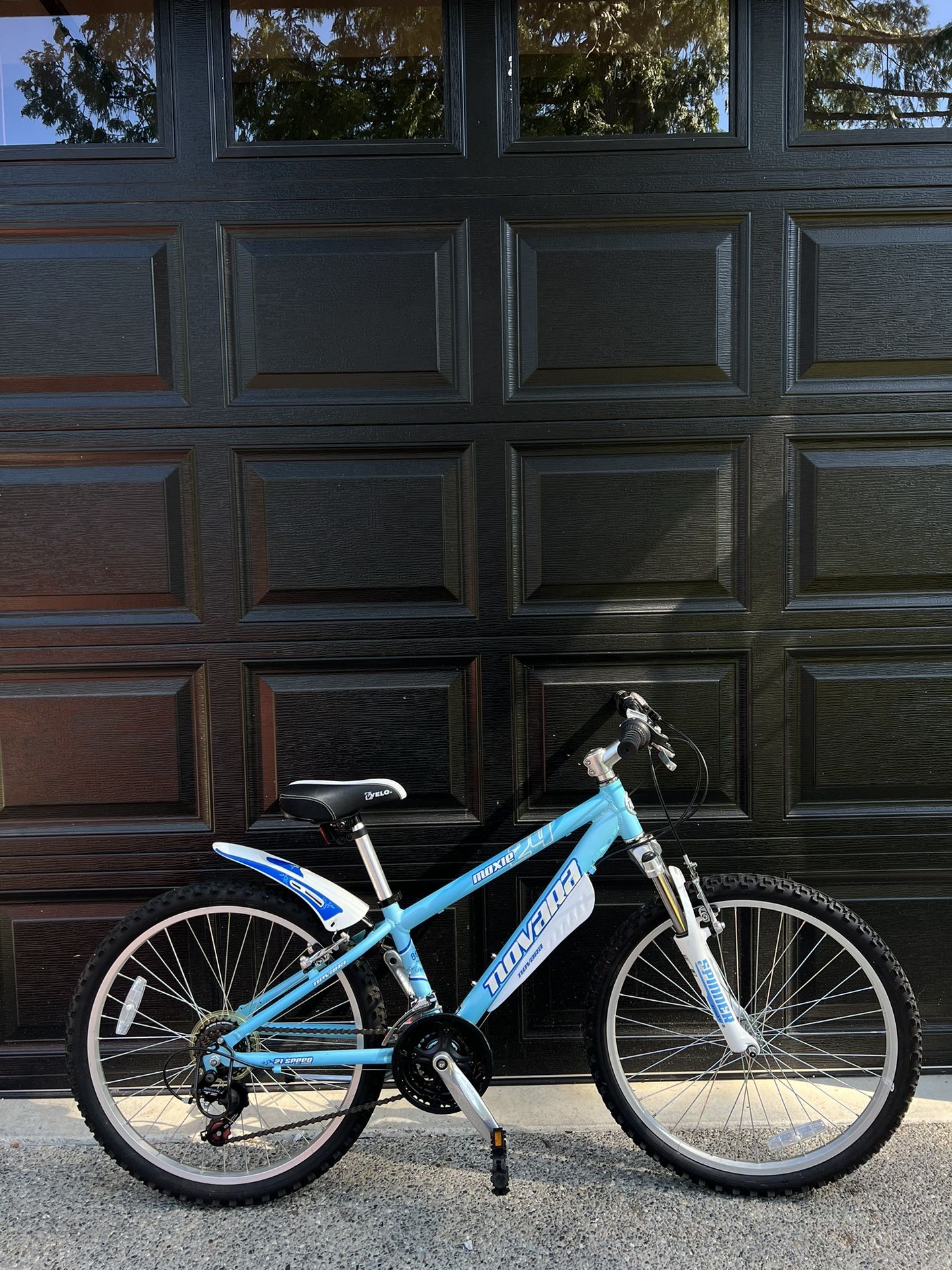 Novara Moxie Mountain Kids Bike 24”