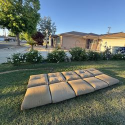 150 $$$ Beautiful 😍 5 set out door  cushions (FREE DELIVERY)